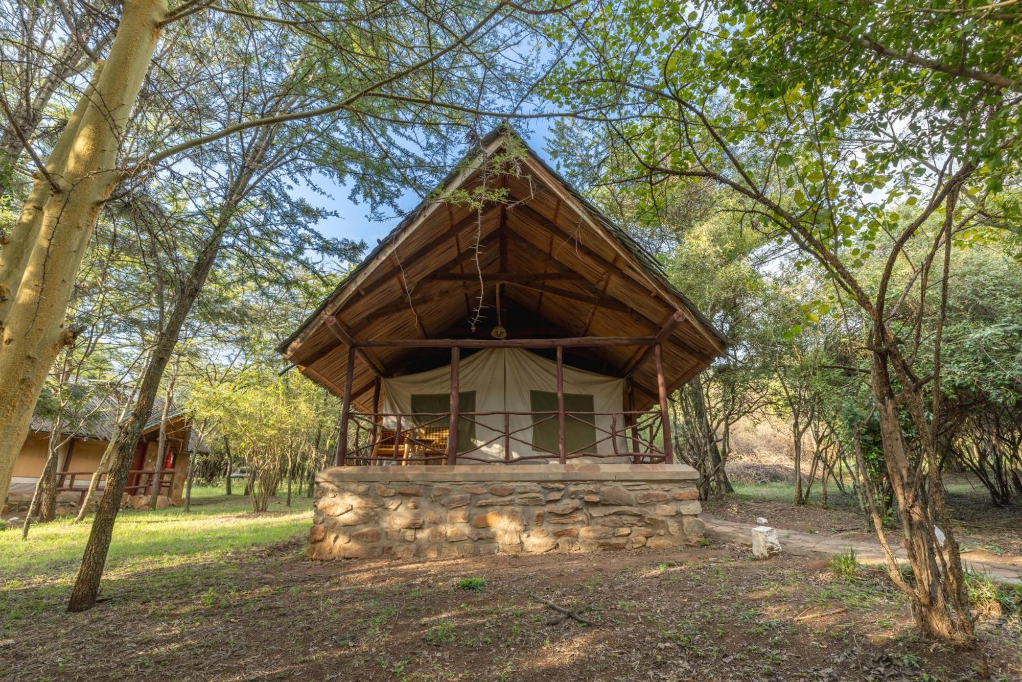 Sentrim Mara Lodge Ololaimutiek Exterior photo